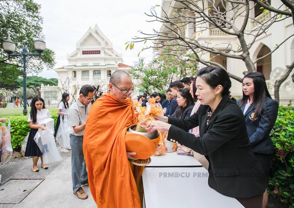 ทรงบาตร 102 ปี 02