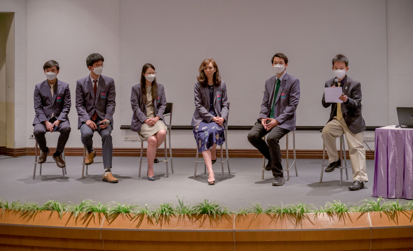 MUIC_4 - Natchaya Sangbudda